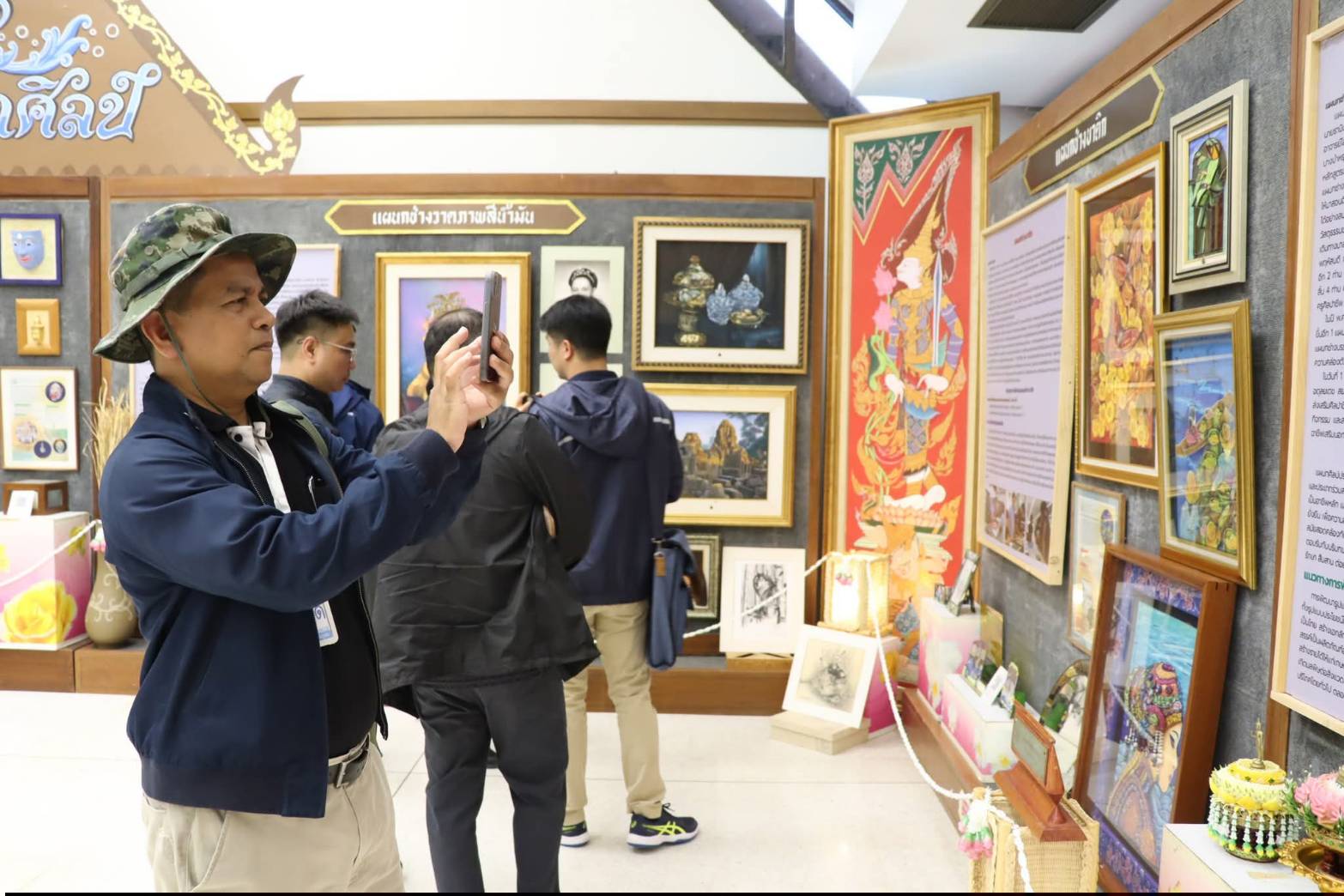 title - ผอ.ศพส. มอบหมายให้ ผู้อำนวยการกลุ่มฝึกอบรมและการพัฒนาผลิตภัณฑ์ เป็นผู้บรรยายพิเศษ ในหัวข้อเรื่อง 